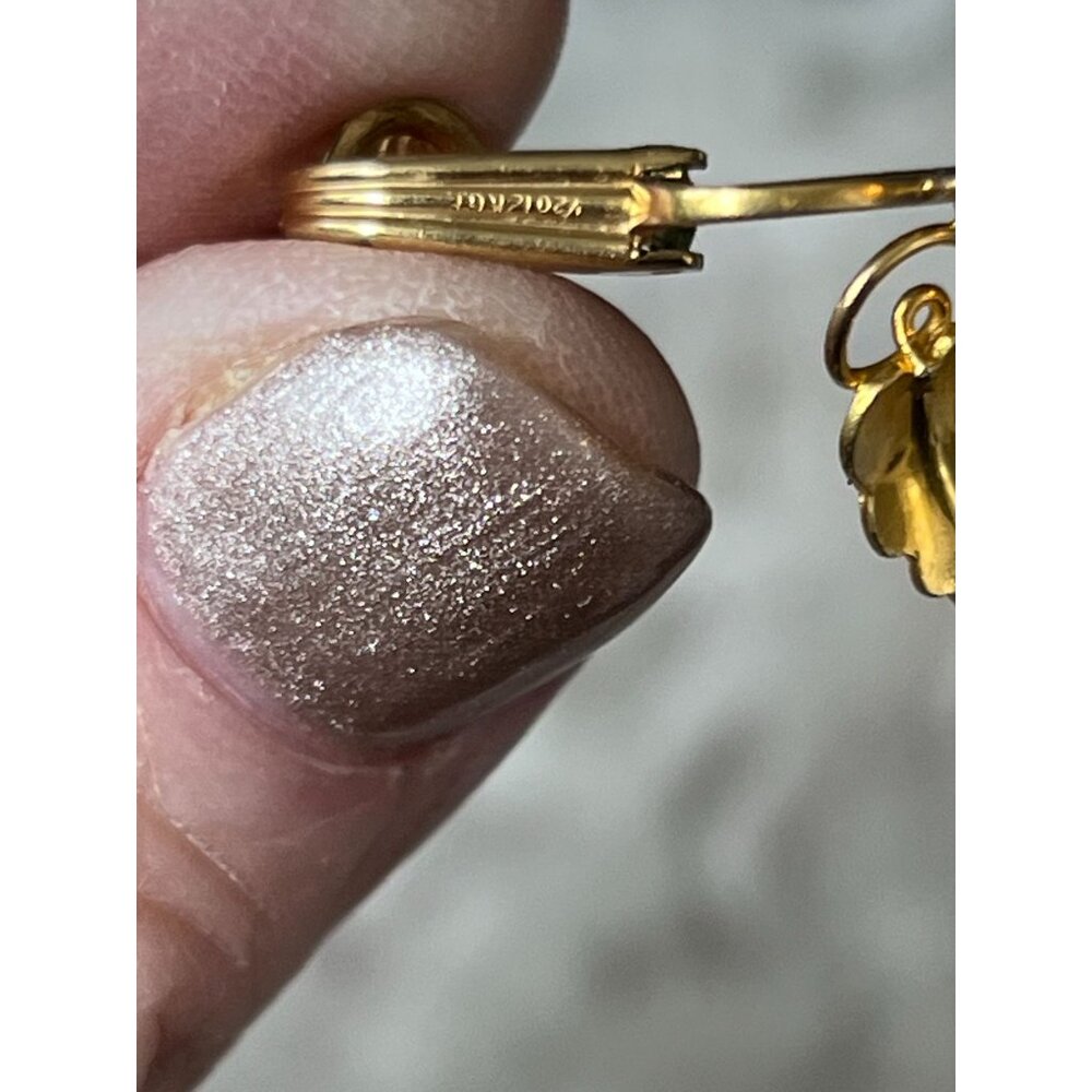 Vintage 10K gold grapes and leaves tri color clip on earrings: Black Hills; each - Picture 6 of 9